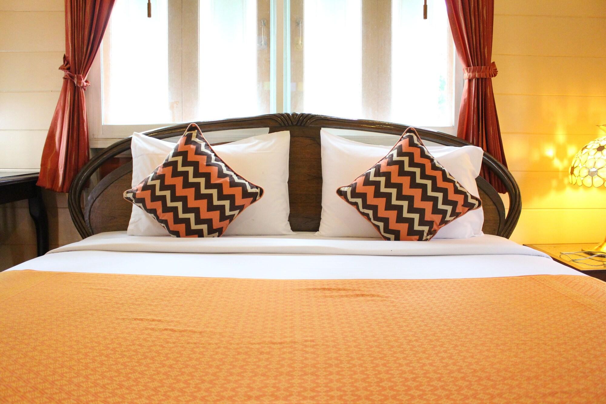 Samsen Sam Place Банкок Екстериор снимка