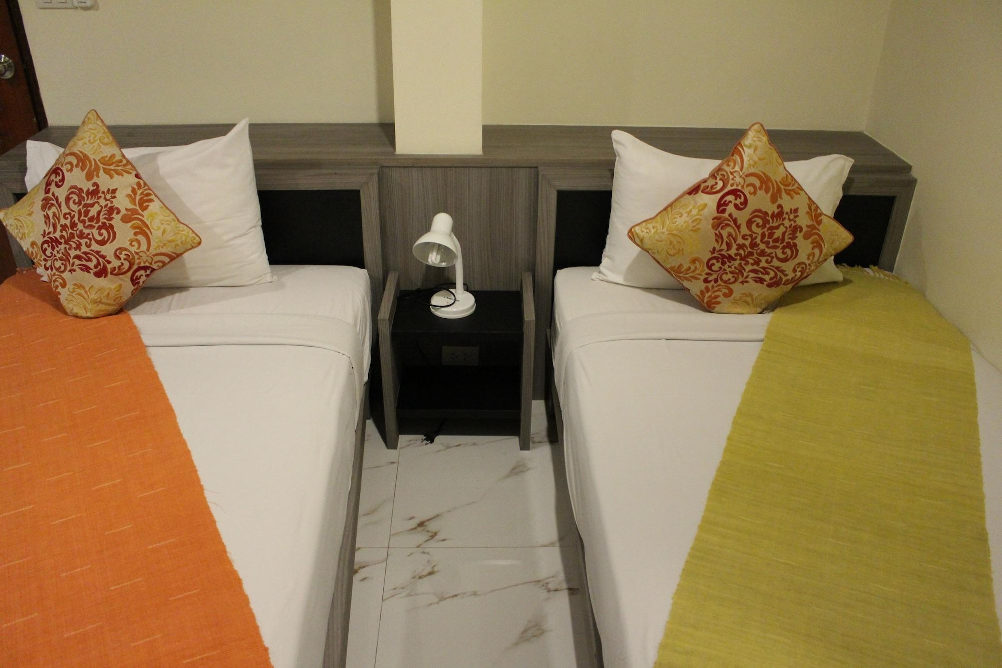 Samsen Sam Place Банкок Екстериор снимка