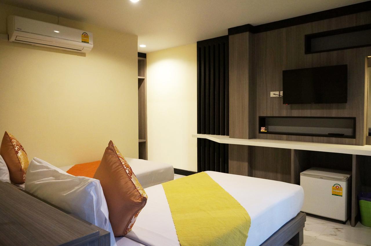 Samsen Sam Place Банкок Екстериор снимка