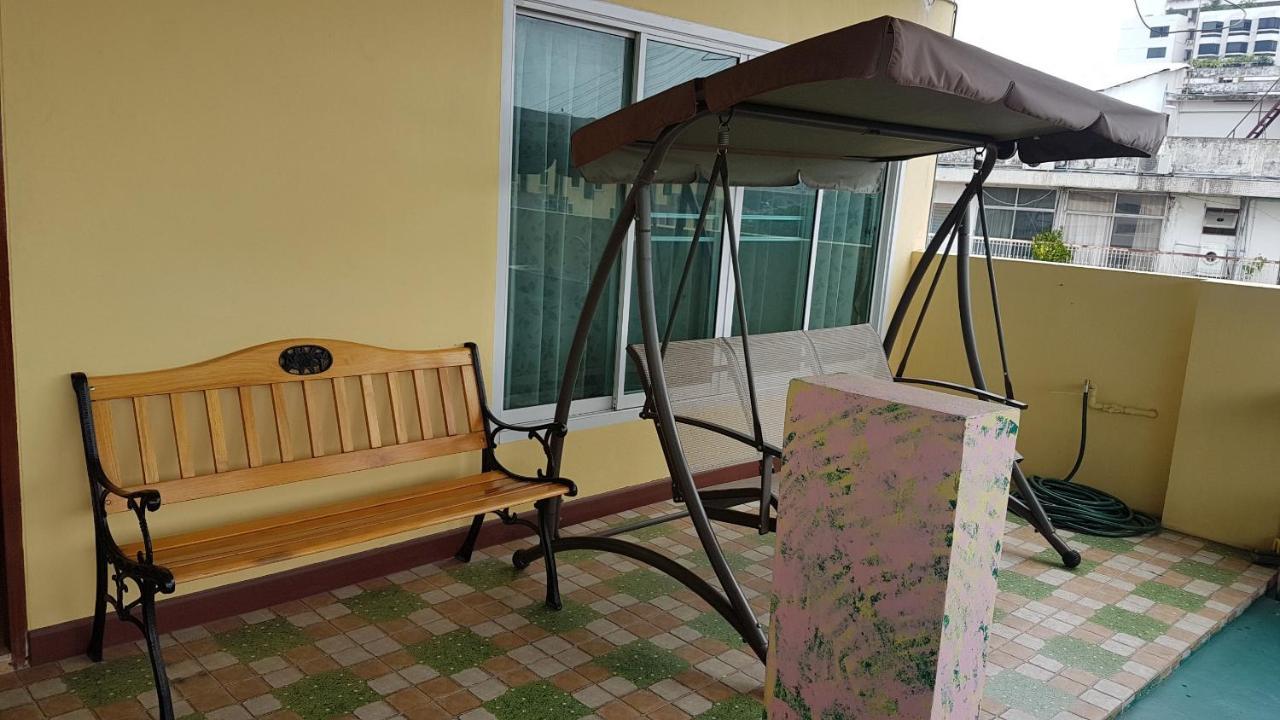 Samsen Sam Place Банкок Екстериор снимка